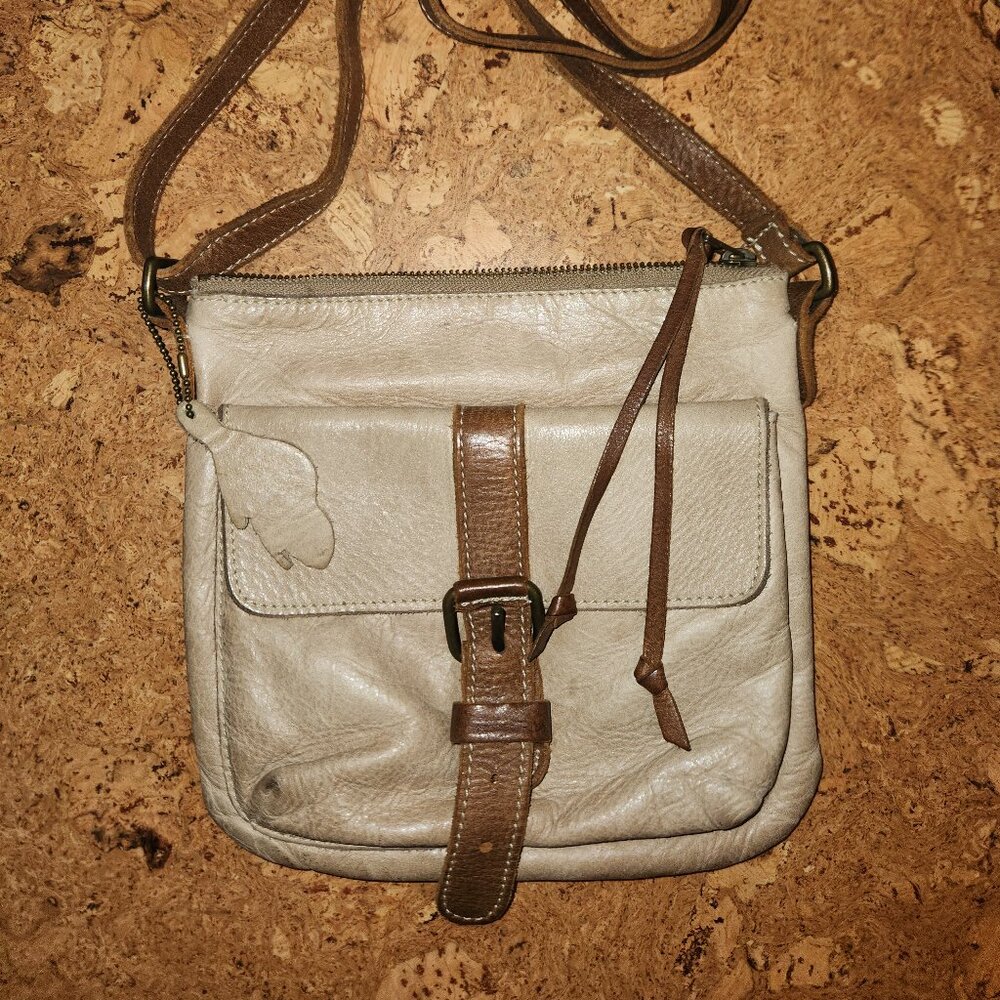 Roots leather purse